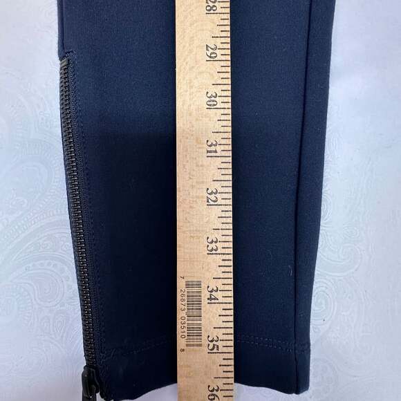 Universal Standard - Picture 5 of 10